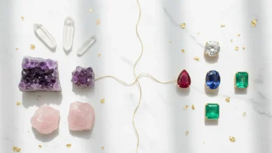 crystals vs gemstones difference