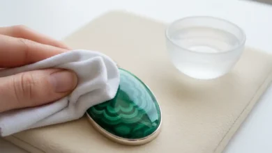 how to clean malachite jewelry