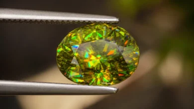 photo of a green sphene showing fire