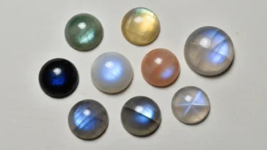 types of moonstone