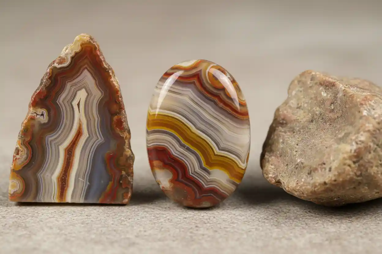 crazy lace agate healing properties